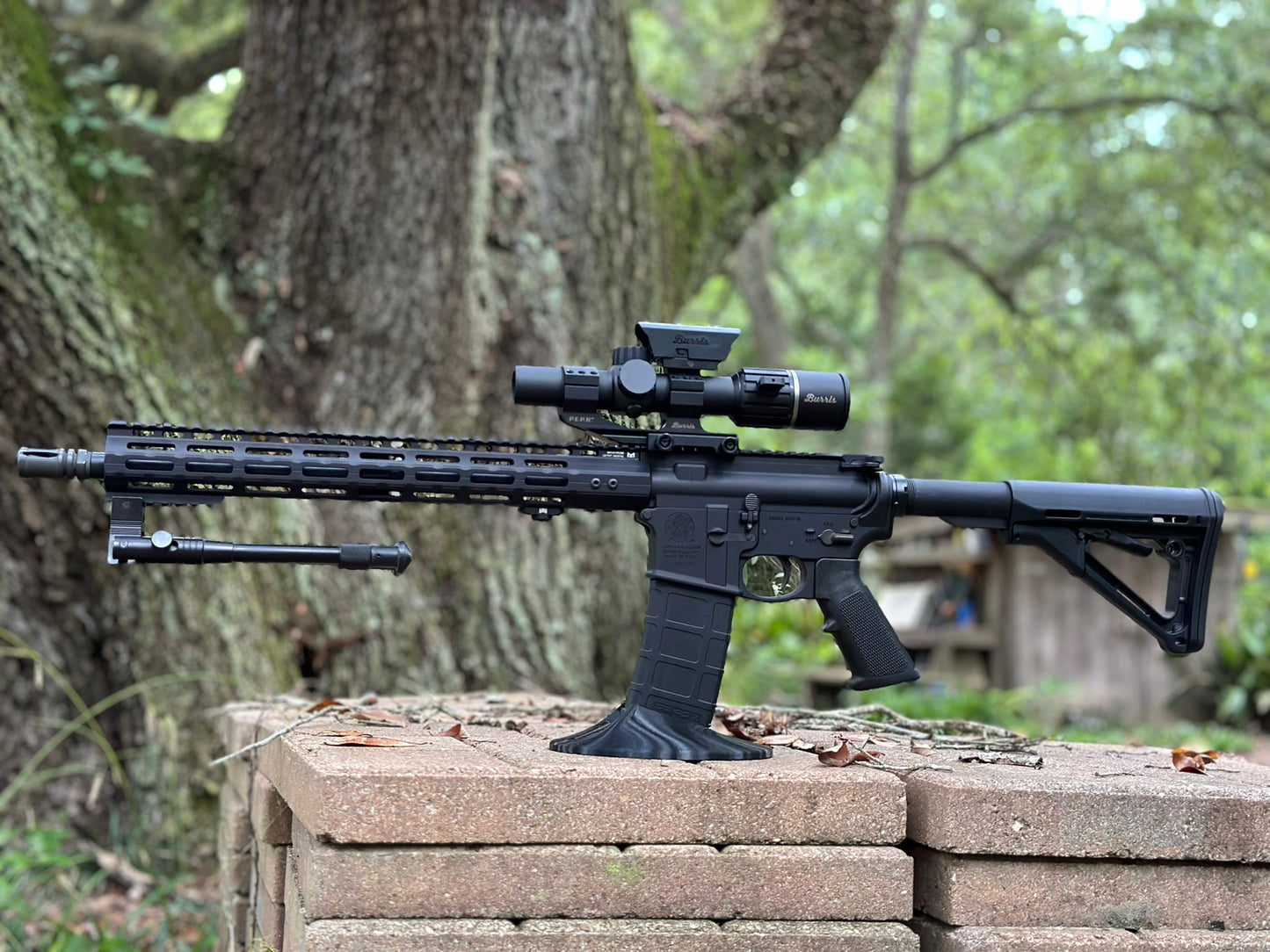AR15 Magazine Holder by: ParaBellum Designs. AR-15 Magazine Stand for PMAG, Black.